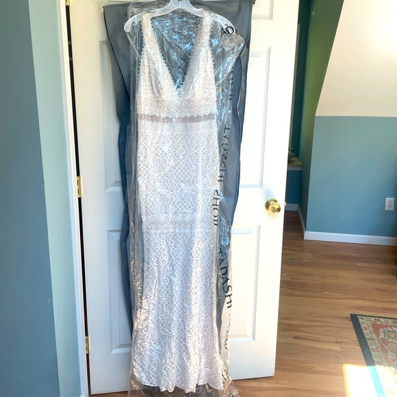Tadashi Shoji Adrenna Long Set Bridal Wedding Dress NWT 2 - Picture 4 of 10